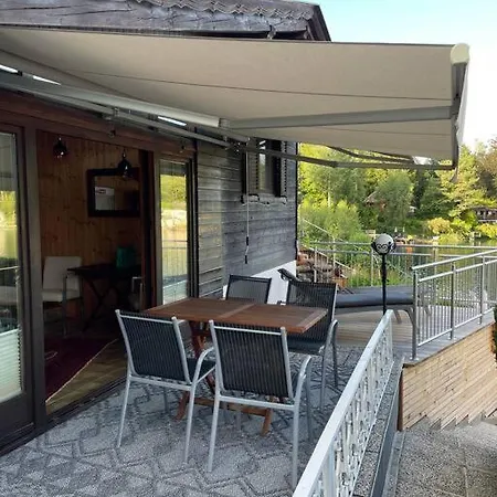 Direkt An Kaerntner Badesee 4*